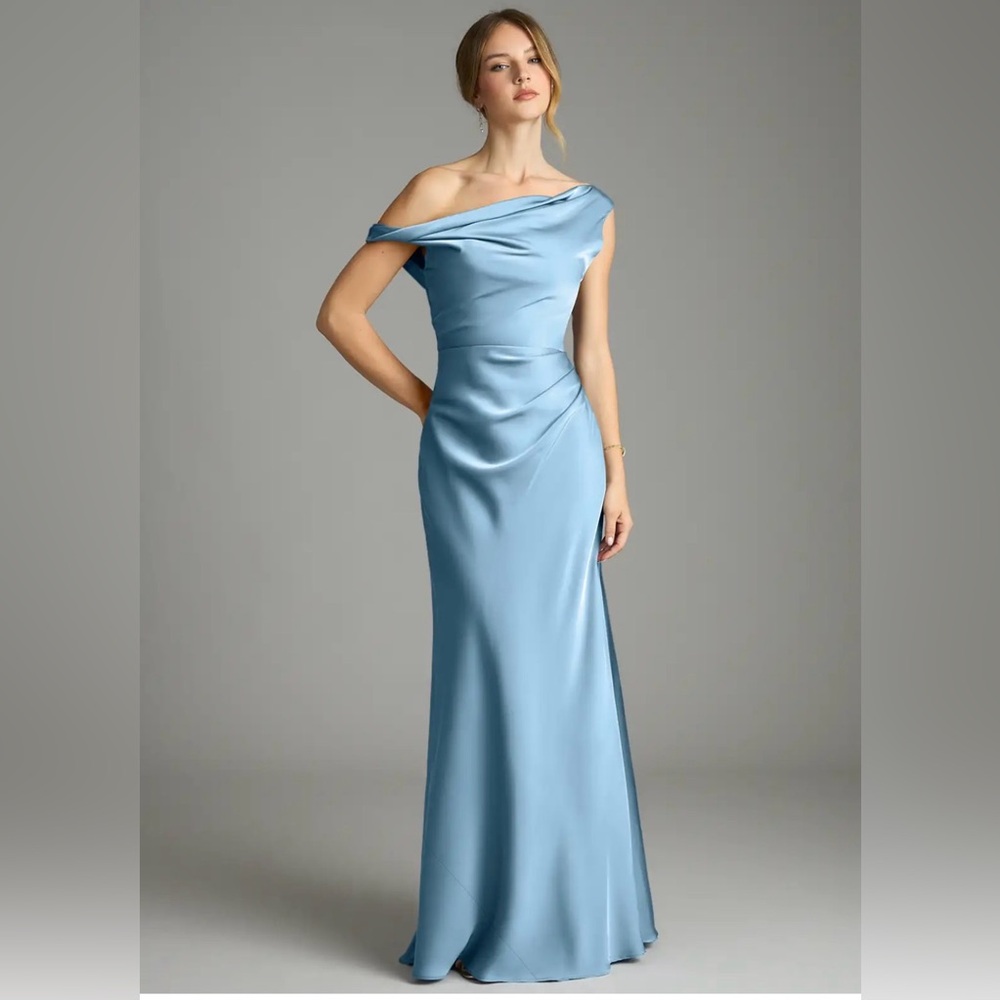 Azazie Emerson dress